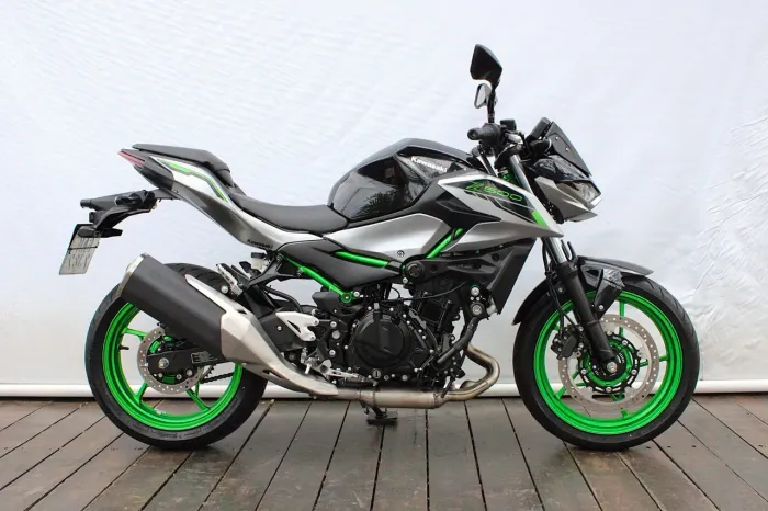 KAWASAKI Z500 SE