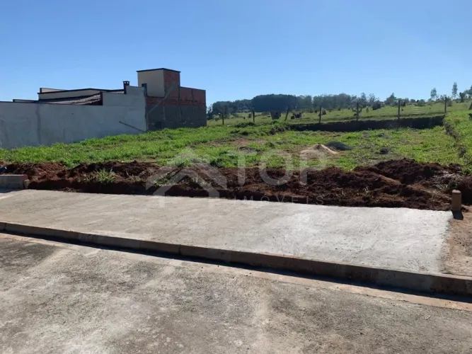 Venda de Terreno / Padrão na cidade de São Carlos