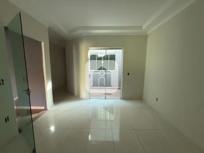 Casa para locação no bairro Jardim Patrícia