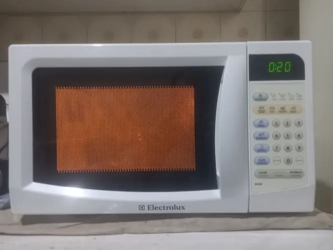 Microondas Electrolux 20 litros