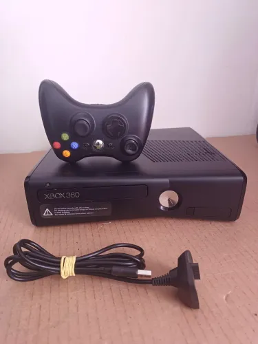 Xbox 360 Slim 500Gb RGH Lotado de jogos (Envio OlxPay)