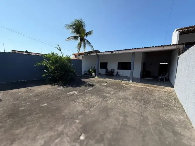 Casa à Venda na Serraria - Maceió - AL