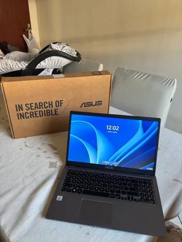 Notebook Asus i5 10° - 8GB de Ram