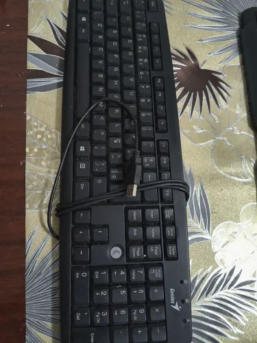 Teclado para o uso doméstico ou escritório marca Genius