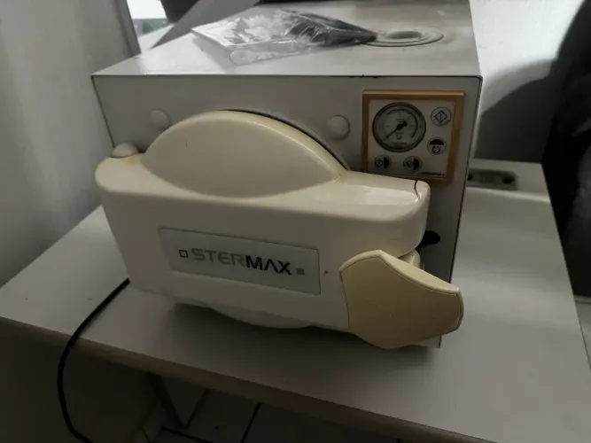 AUTOCLAVE 