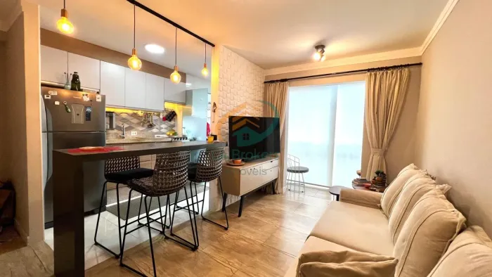 Apartamento em Jardim Flor da Montanha - Guarulhos, SP