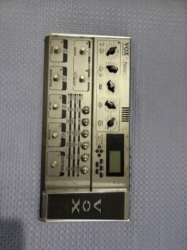 Pedaleira VOX Tonelab LE