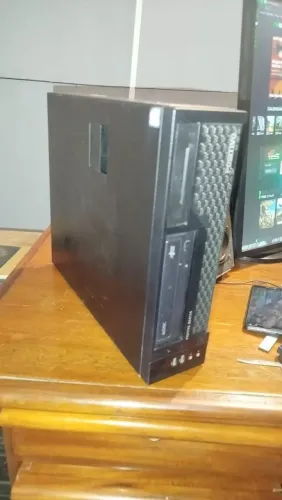 Computador + Monitor + teclado e mouse (preço negociável)