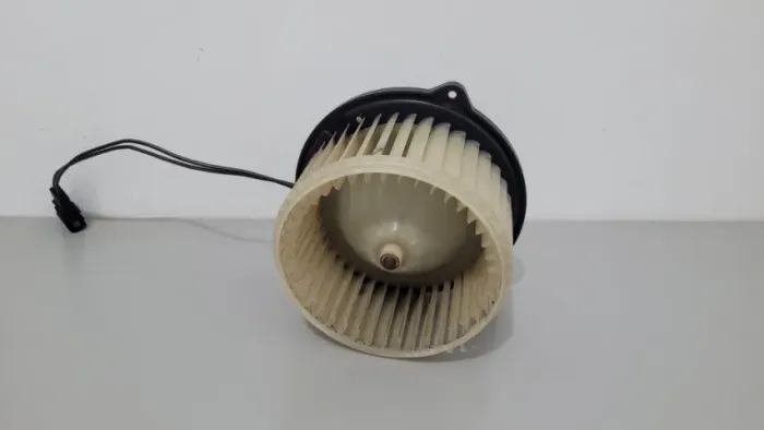 Ventilador Ar Condicionado - Compatível com Volkswagen Saveiro 2015