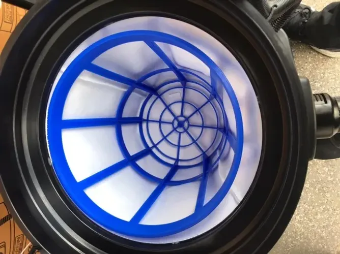 Aspirador de pó e líquido 2.000w capacidade 70 litros - Hidropó 220V
