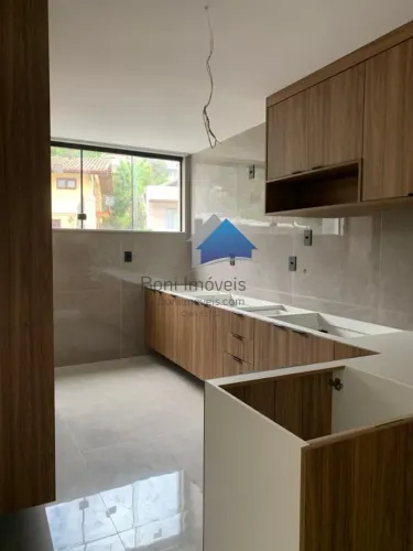 Apartamento para Locação em Nova Friburgo, Braunes, 2 dormitórios, 1 banheiro, 1 vaga