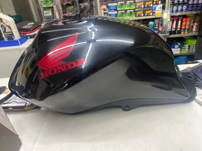 Vendo tanque para motocicleta