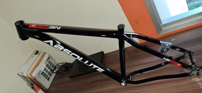 Vendo quadro Absolute Nero 5 tamanho M (17)