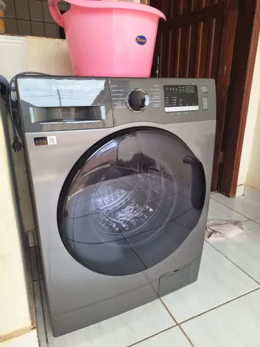 Lavadora de Roupas Samsung WW11T4040BXFAZ com Diamond Drum e Vapor de higiene Inox - 11Kg