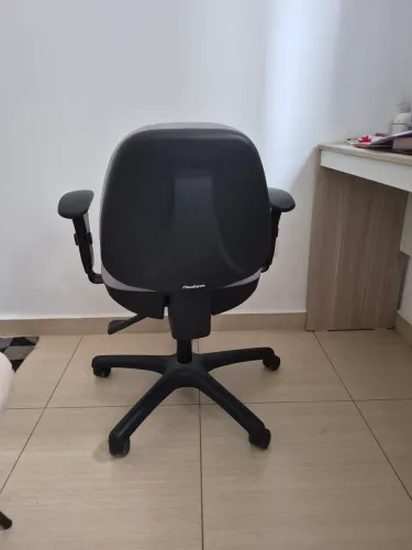 Cadeira Plus Flexform