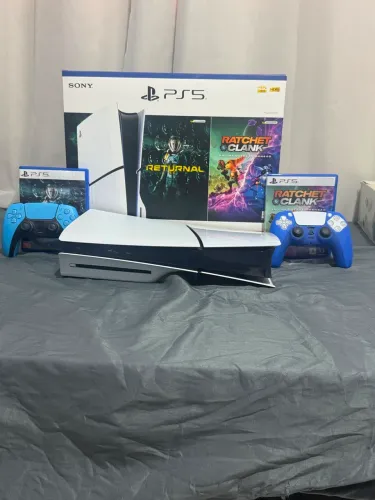 PlayStation 5 Slim mídia física 2 controles