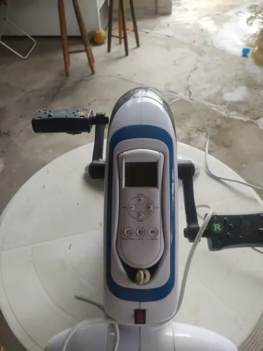 Pedal elétrico para fisioterapia