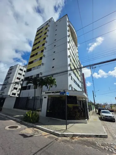 Imóvel para venda no Saint Raphael tem 54 metros quadrados com 2 quartos em Lagoa Nova - N