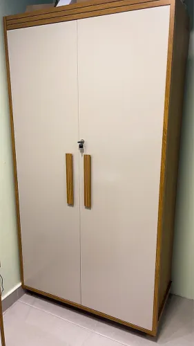 Armário mdf com chave novinho