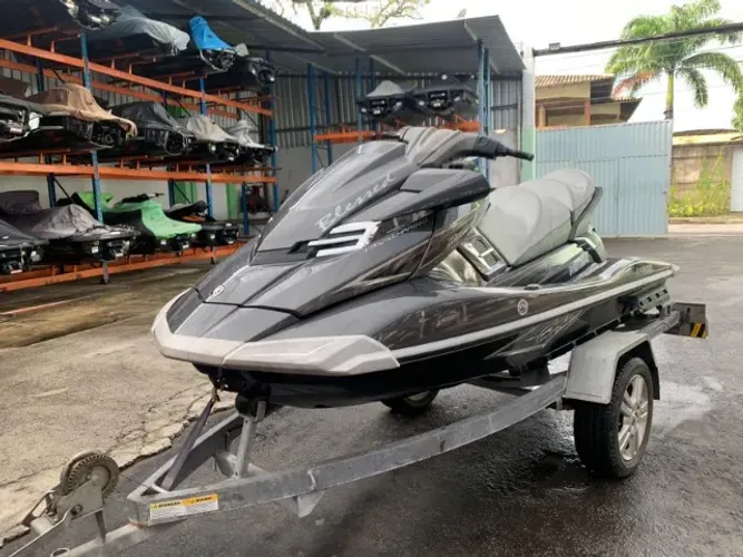 Jet Ski Yamaha SHO - 2013 - Apenas 250 horas