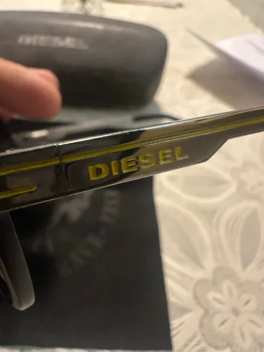 Óculos Diesel DL0067