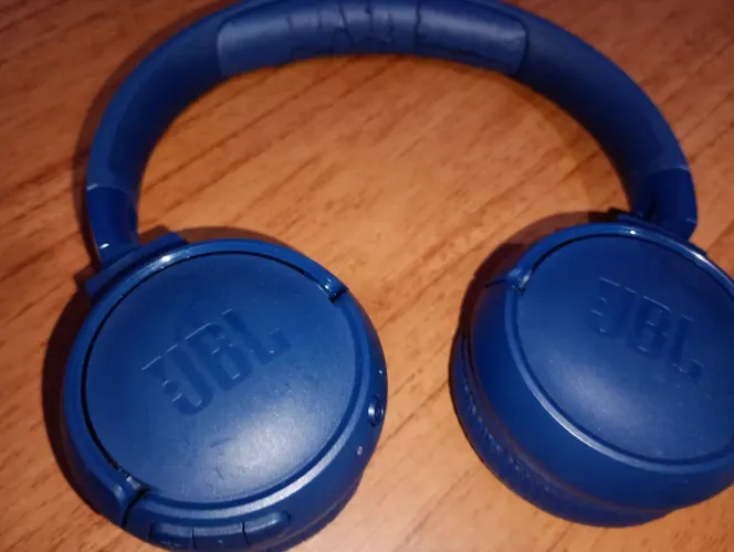 Vendo esse fone JBL original