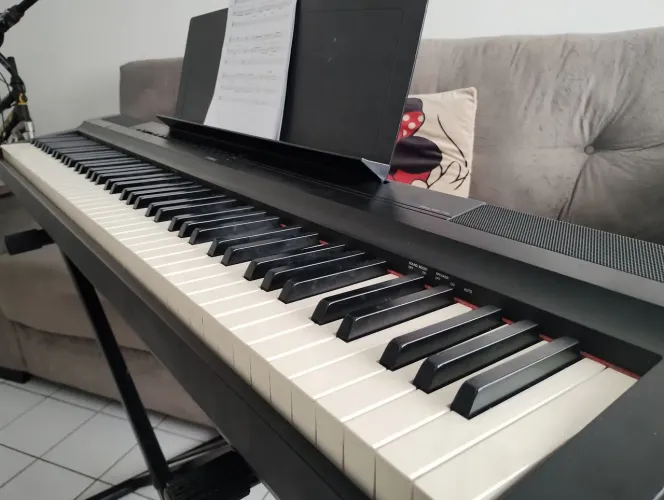Piano Yamaha P125-B