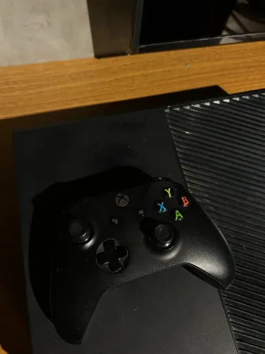 VENDO XBOX ONDE COM 1 CONTROLE