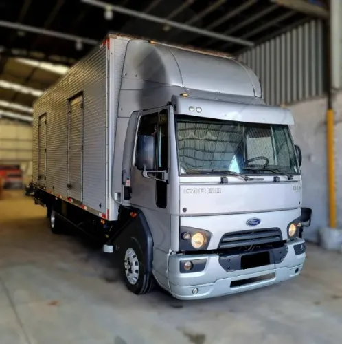 Ford Cargo 816 S - 2019 (Baú c/ 7,5 Metros / Cadastrado no Doc)