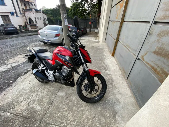 Honda CB 300f Twister Flex 2023