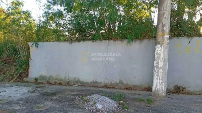 Terreno Amplo no Parque Hotel Centro de Araruama | 616m² a Poucos Passos da Lagoa!