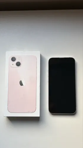 iPhone 13 Rosa 128GB + Capinha e Acessórios