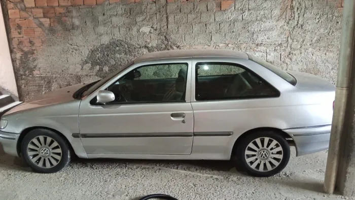 Volkswagen Logus Wolfsburg Edition 2000i (álcool) 1996