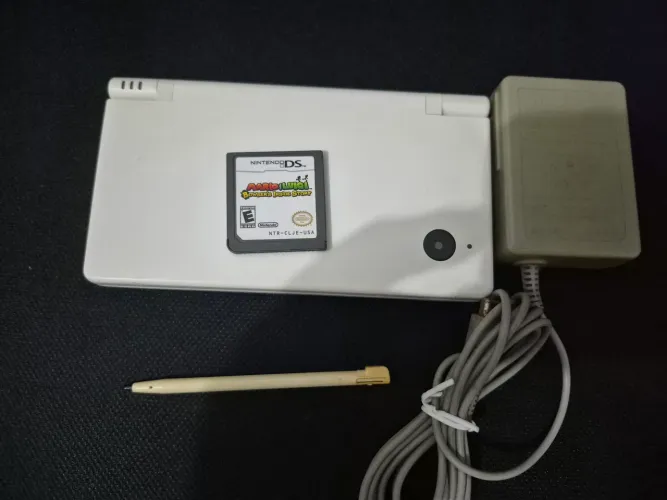 Nintendo DSi