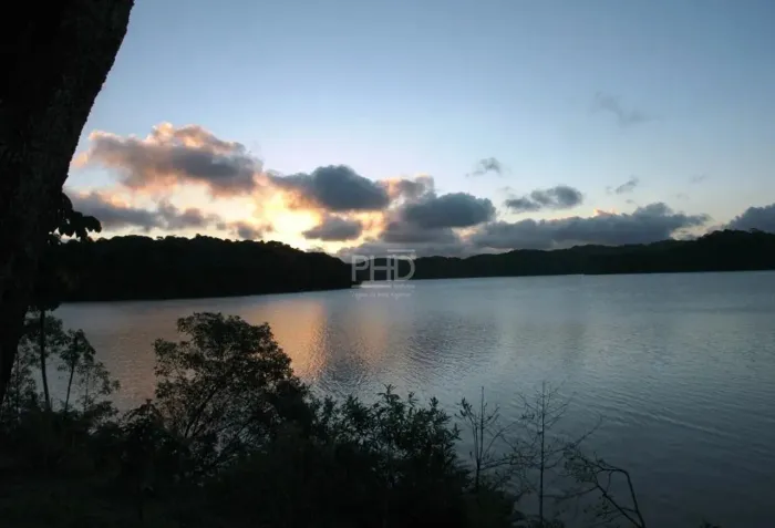 Terreno à Beira da Represa com Praia Privativa e Fácil Acesso pela Anchieta (Km 32)