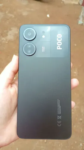 Vendo celular xiaomi poco c65 usado mas em bom estado
