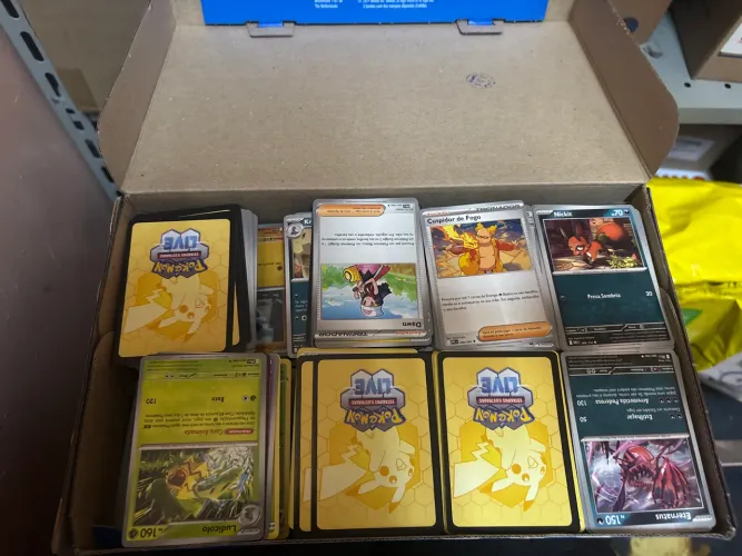 Lote de cartas comum de Pokémon