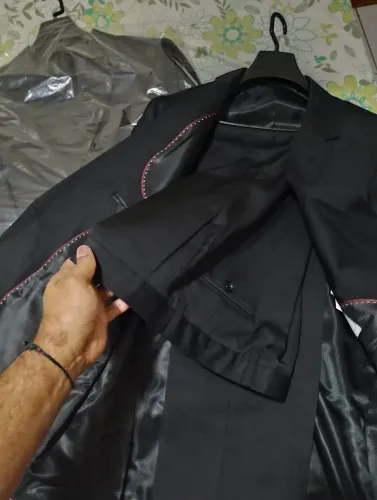 Vendo 2 Blazers da Aurélio dias novos, blazer 58 L e calças tamanho 48