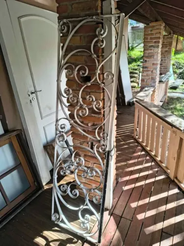 Vendo grade decorativa de ferro trabalhado
