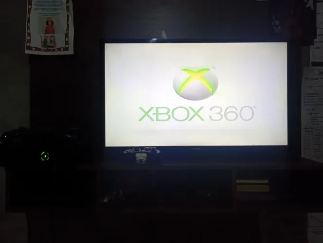 Xbox 360 com HD 500GB + Jogos + 3 Controles + Leitor Testado
