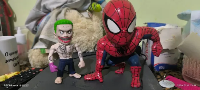 Vendo coringa e homem de ferro edição limitada