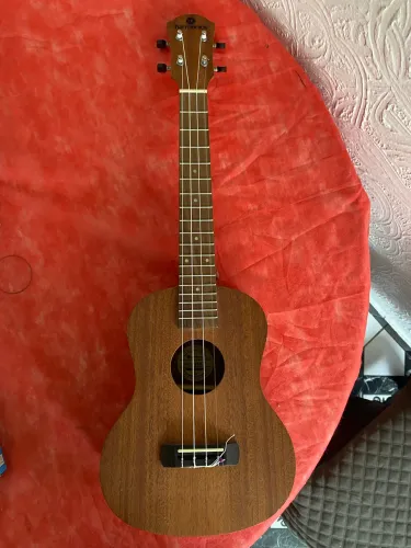 Ukulele novo