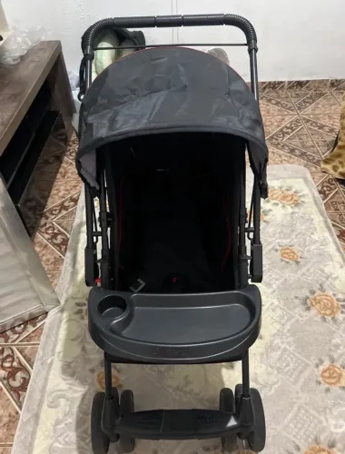 Vende-se carrinho de bebê semi novo