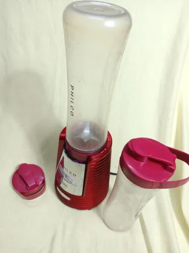 Liquidificador Portátil Philco Liq Fit Retrô Vermelho de 300W.