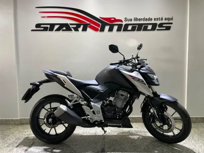 HONDA CB300F TWISTER 2026 ABS !!!