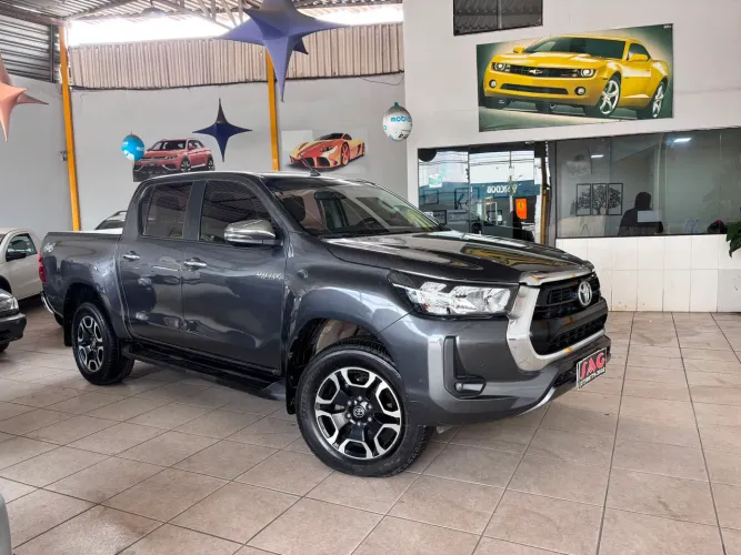 Toyota Hilux CD SRV 4X4 2.8 TDI Diesel Aut. 2021
