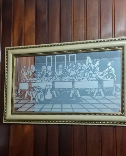 Espelho Jateado Santa Ceia com Moldura - Peça Decorativa Exclusiva