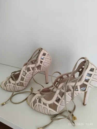 Sandália Carmen Steffens numeração 35