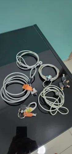 Lote com 4 Travas de Segurança para Notebook Kensington / Dell / Lenovo