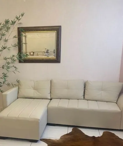 Sofá 2 módulos com Chaise Couro Sintético